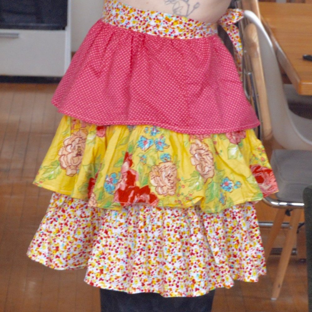 Ruffled Floral Pier 1 Imports Tiered Kitchen Apron